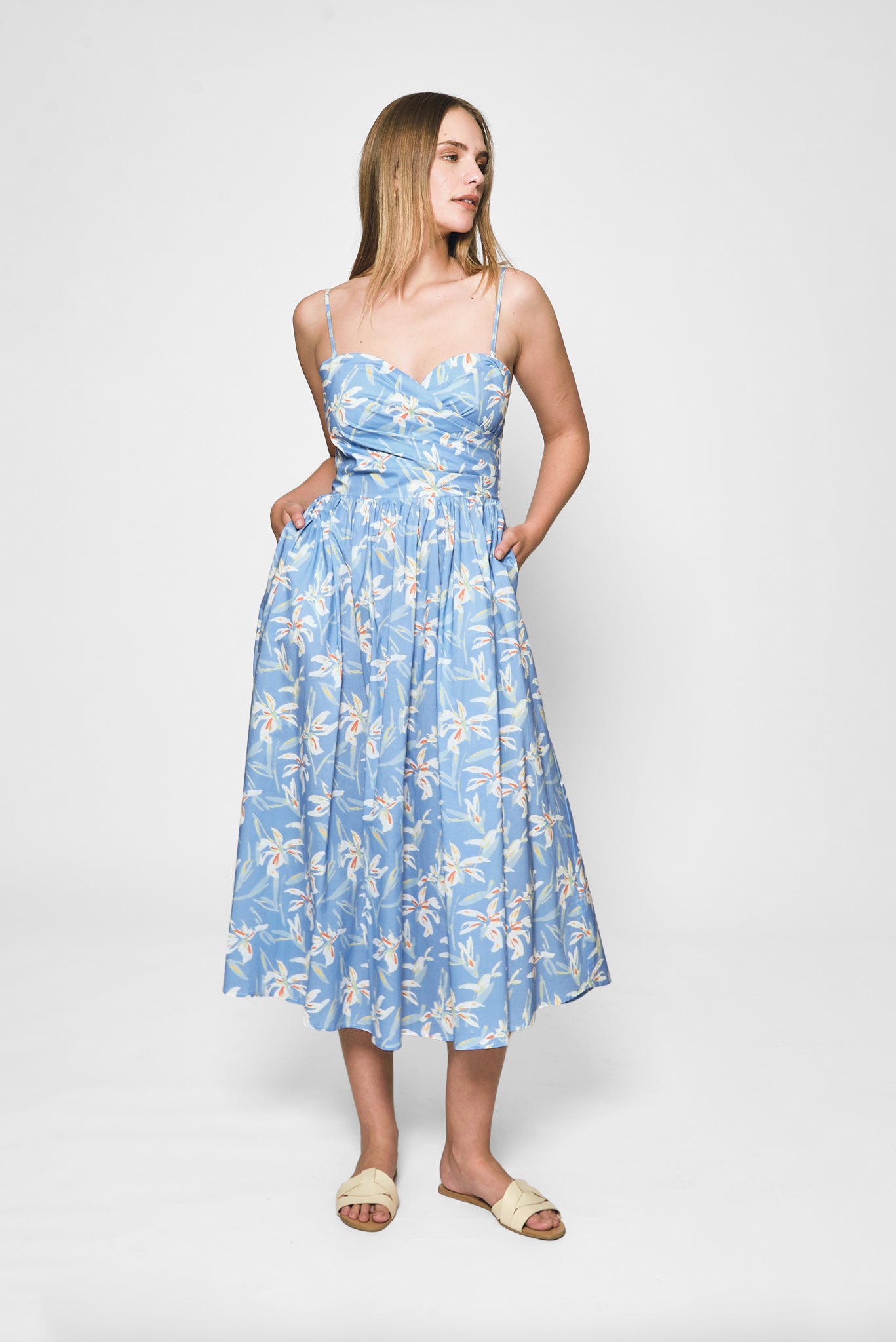 #color_blue-floral-print