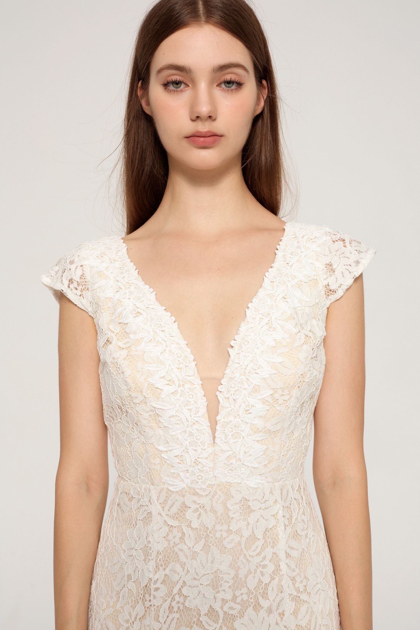 Ruina Lace Dress